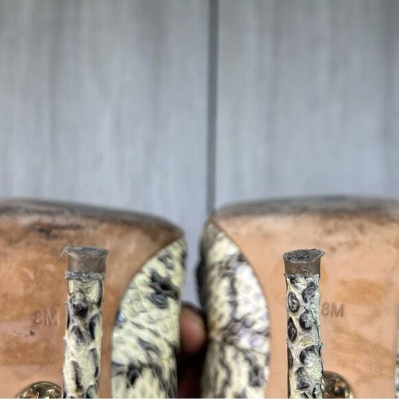 Tory Burch Snake Skin Pattern Open Peep Toe Heels Pumps Womens Size 8 - Picture 9 of 11